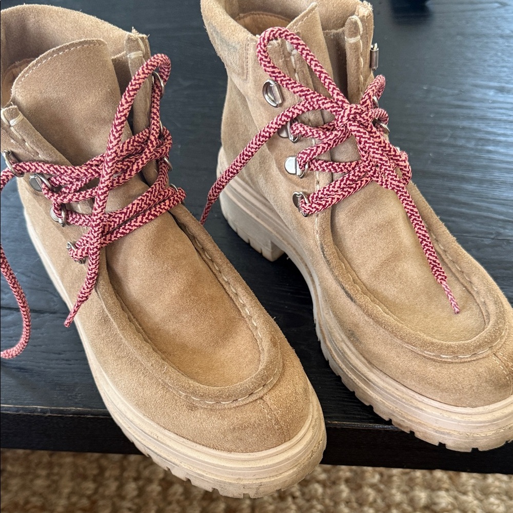 Women's Suede Lug-Sole Ankle Boots with Contrast Red Laces